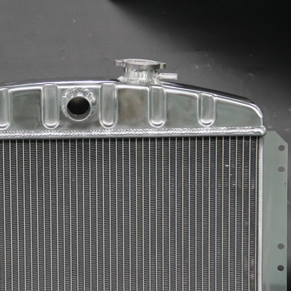 3 Row Aluminum KKS4954 Radiator For 49-54 Chevrolet  Bel Air Fleetline V8 Only — 第 4/4 张图片
