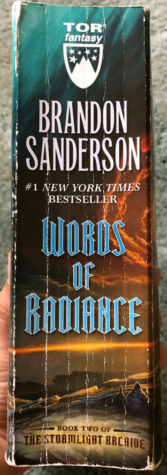 Capa de Words of Radiance – livro 2 da série The Stormlight Archive