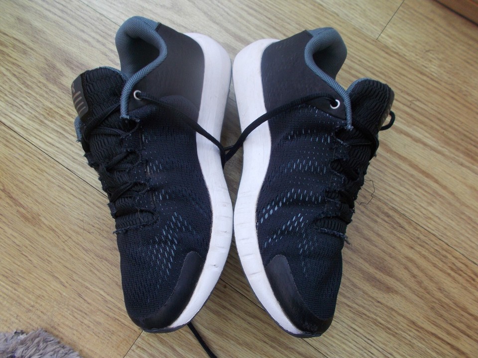 UNDER ARMOUR TRAINERS SIZE UK 5 eBay