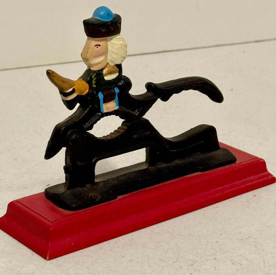 Vintage Cast Iron Nut Cracker On Wood Base Christmas Nutcracker Soldier Neat Red - Image 3 of 4