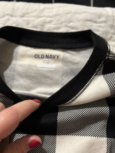 Old Navy Unisex Kid's Printed Snug-Fit Pajama Set Black Buffalo Large (10) - Picture 2 of 2