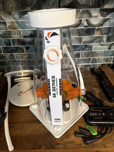 Maxspect Jump SK400 Protein Skimmer - Picture 3 of 13