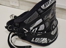 Dakine Pyro Waist Harness With Hook Spreader Bar Kitesurf Windsurf - Size Large