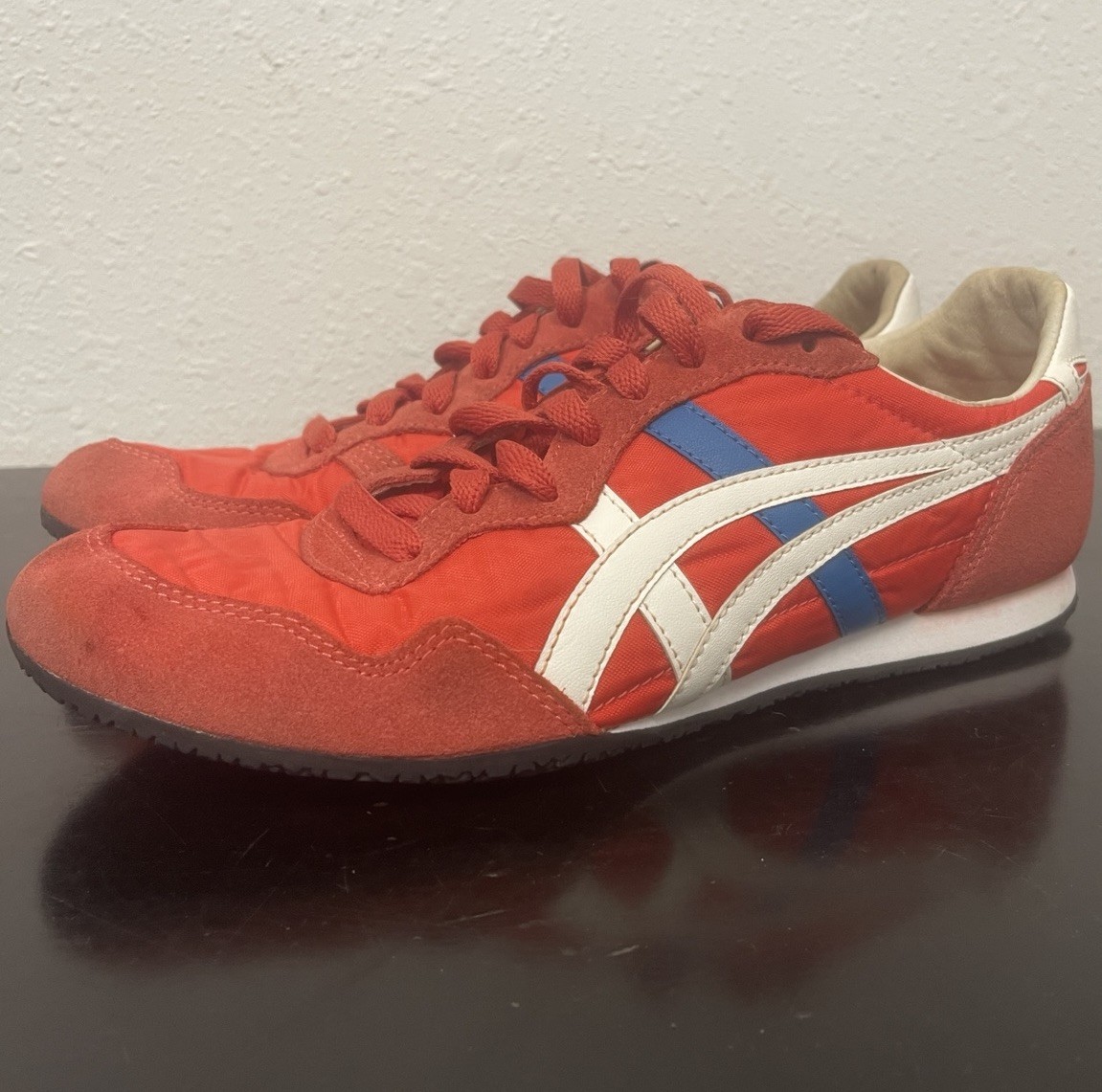 Asics Onitsuka Tiger D109L White Blue Red Suede Athletic Sneakers
