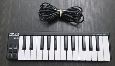 Akai Professional LPK25 USB MIDI Keyboard Controller 25 Mini Keys w/ Cable Works