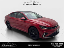 2025 Volkswagen Jetta 1.5T SE CAM,PANO,HTD STS,BLIND SPOT,17" WLS