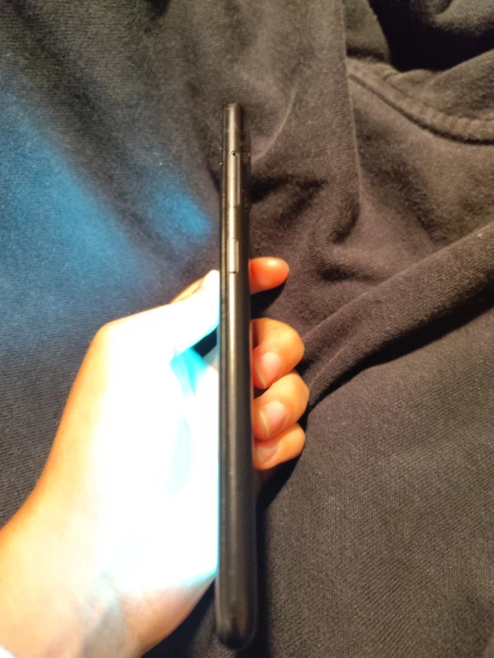 Samsung Galaxy A1 - Imagem 3 de 4