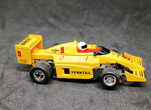 Tyco #5 Williams Pennzoil Indy F1 Yellow HO Slot Car