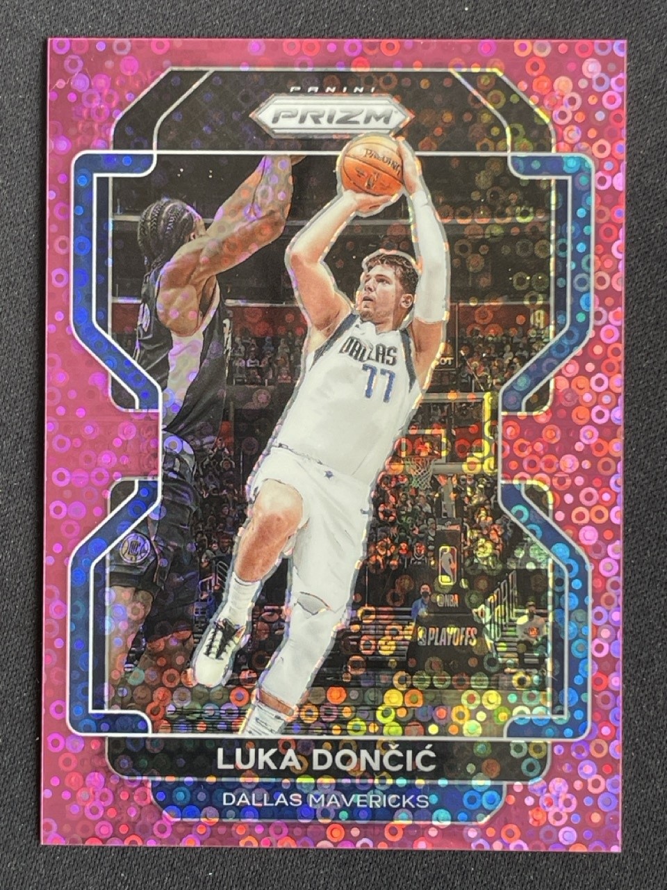 Luka Doncic 2021-22 Panini Prizm Fast Break Pink /50 #223