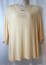 Chico's Travelers Yellow 3/4 Sleeve Gold Bar Accent Knit Top Size 4 or 1X