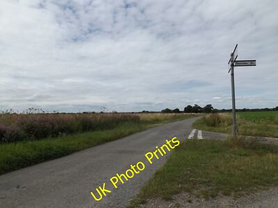 Foto 12x8 High Lane, Wetheringsett an der Kreuzung mit Wetheringsett Road c2015
