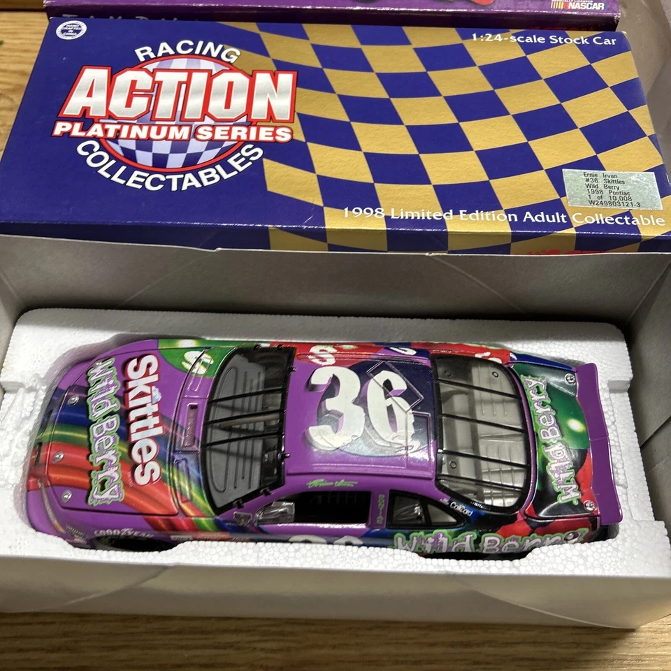 Pontiac 1998 Ernie Irvan #36 Skittles Wild Berry acción 1:24 Foto 2 de 4