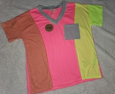BiBi Short Sleeve Size Medium NWT Multi Color