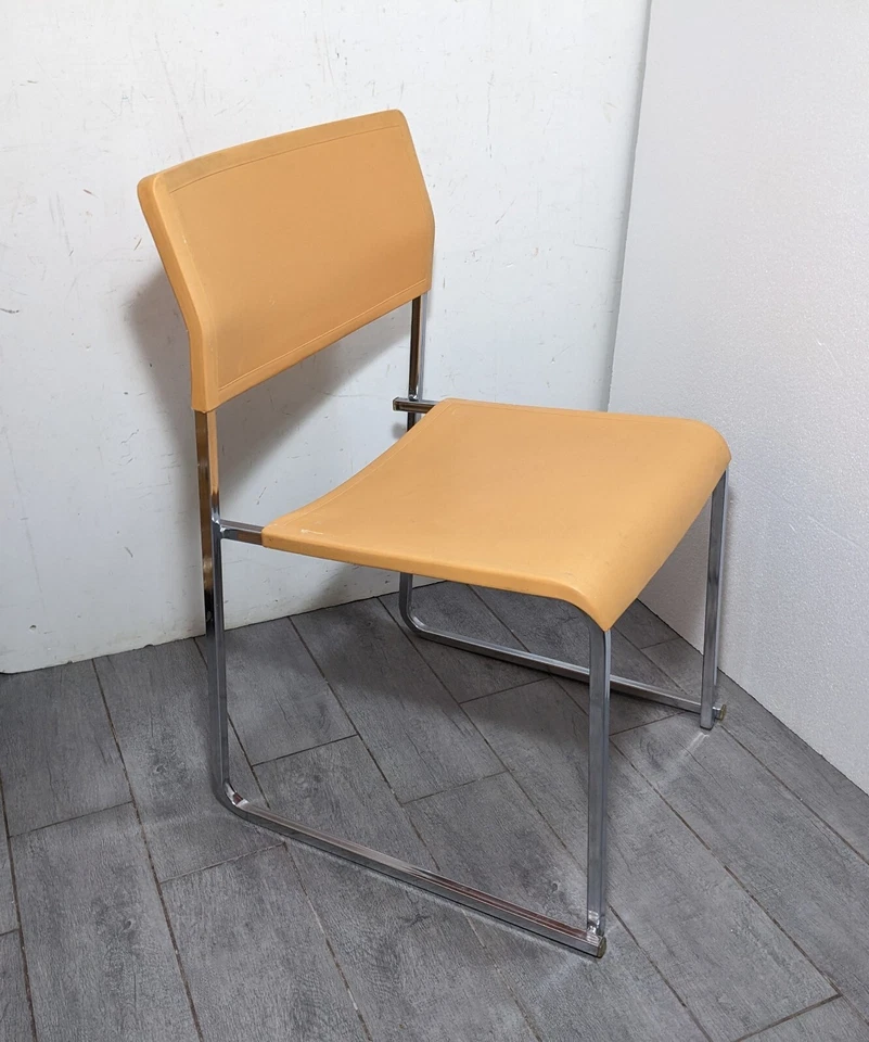 Silla auxiliar apilable vintage Krueger cromada - moderna de mediados de siglo - naranja Foto 2 de 4