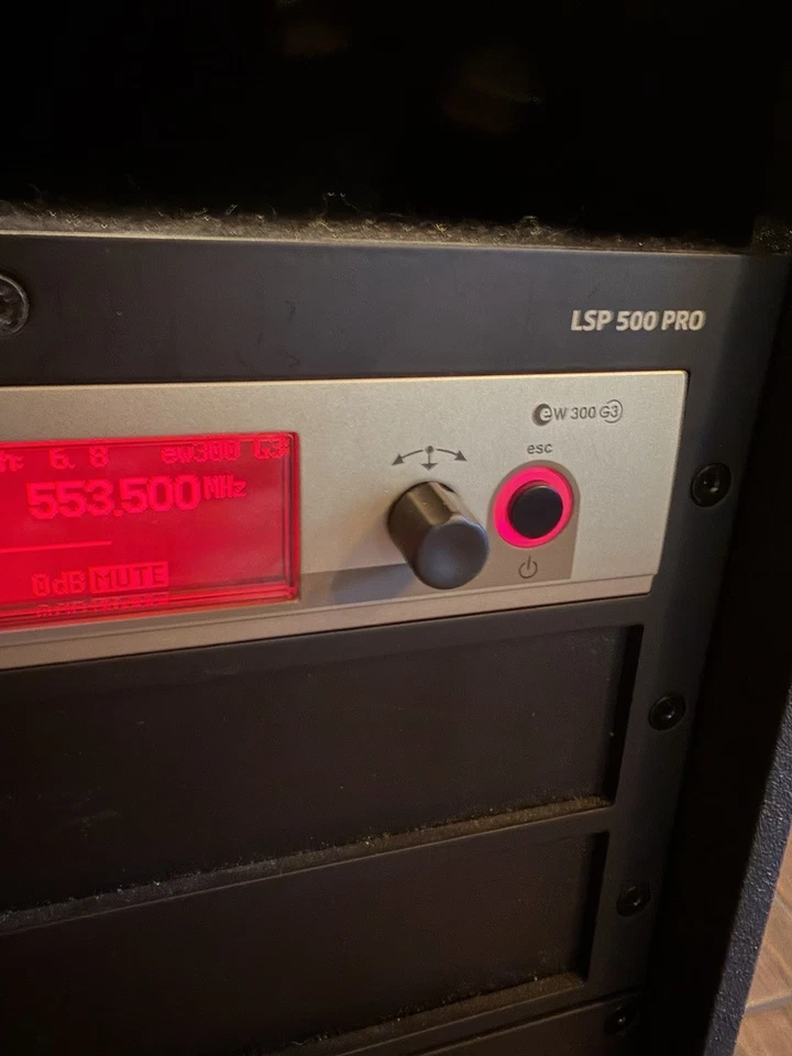 Портативная система звукоусиления Sennheiser LSP 500 Pro с приемником EW 300 G3 и 2 батареями - Изображение 4 из 4