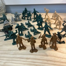 Mixed Lot Vintage Green Gray Brown Plastic Army Men - 2"
