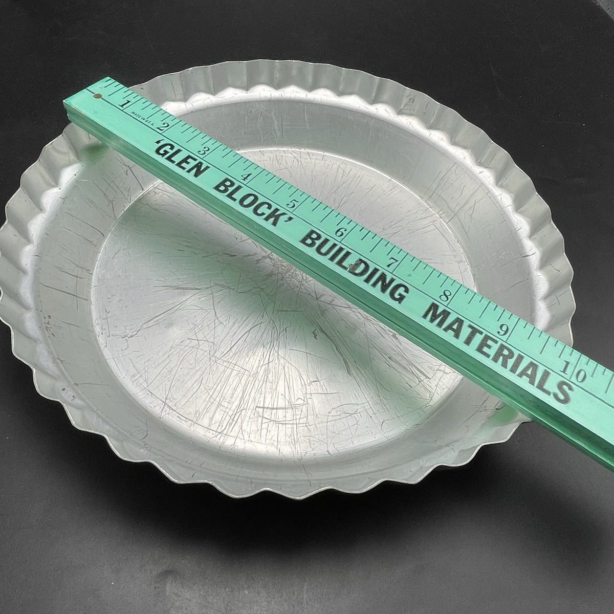 Wear-ever Aluminum Fluted Pie Pan 10 X 3/4