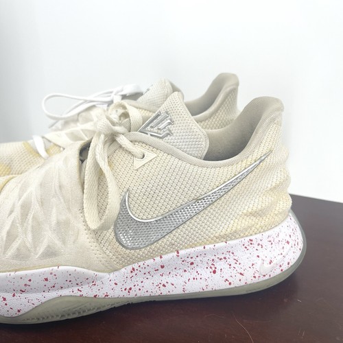 NIKE Kyrie 1 Low Basketball White Shoes Sneakers Men’s Size 7 AT8588-999 - Picture 2 of 6