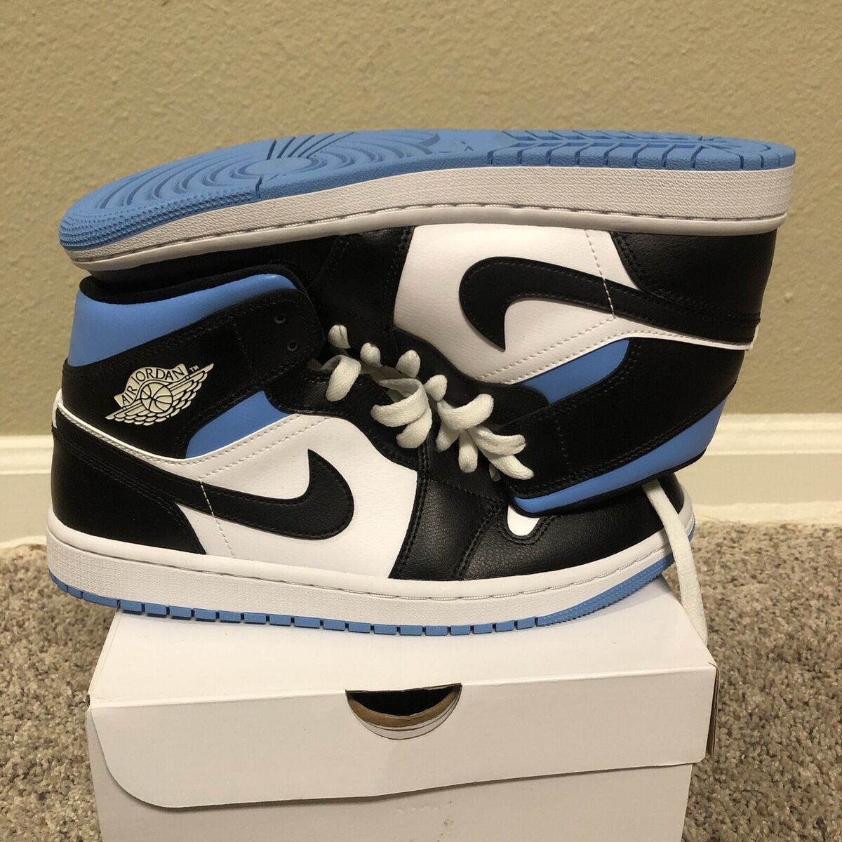 Size 9 - Air Jordan 1 Mid University Blue W 194957092963| eBay Size 9 - Air Jordan 1 Mid University Blue W 194957092963| eBay