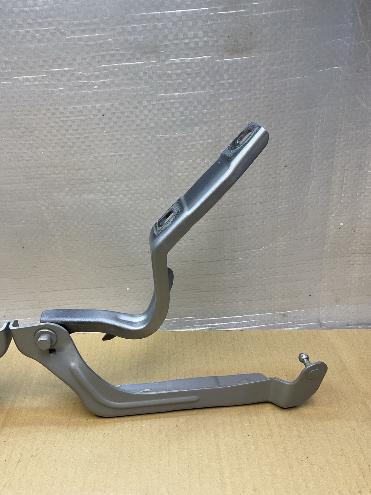 14-21 Maserati Ghibli Quatt Front Hood Bonnet Hinge Support Bracket Set Oem