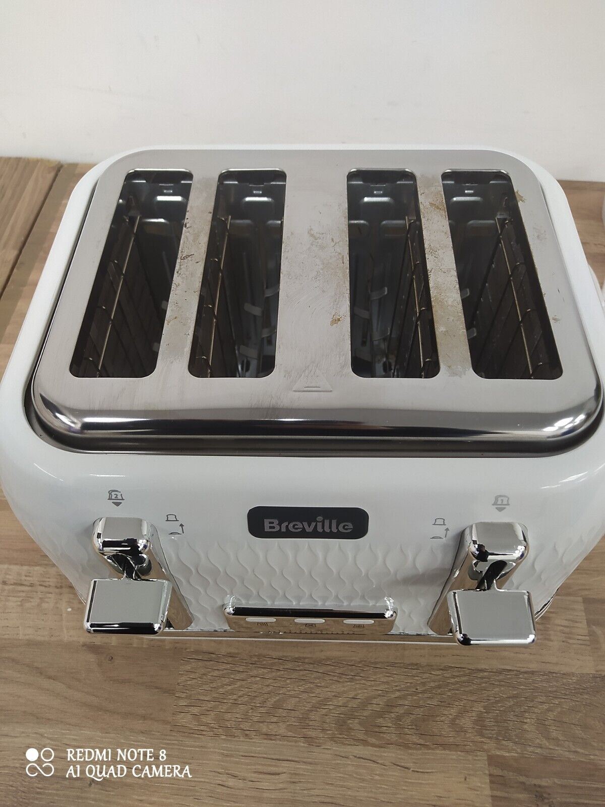 Breville Toaster VTT911 Curve 4 Slice Electric 9 settings classy White
