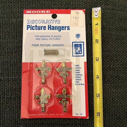 Vintage Moore Decorative Picture Hangers Unopened Package Fleur-de-Lis NOS 1960s - Picture 5 of 6