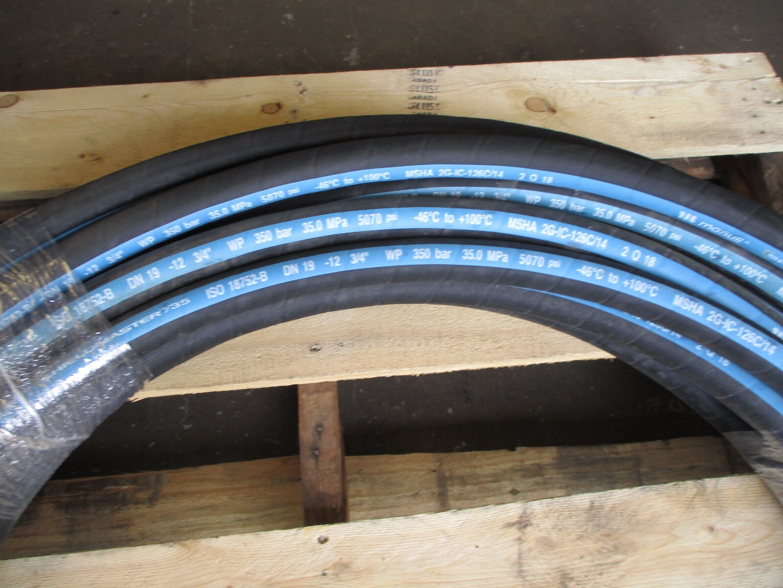 MANULI HYDRAULIC HOSE 3/4" 125' FEET FOUR WIRE HOSE SAE 100R12 5070 PSI