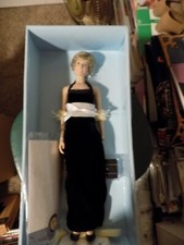 franklin mint princess diana doll nrfb read below