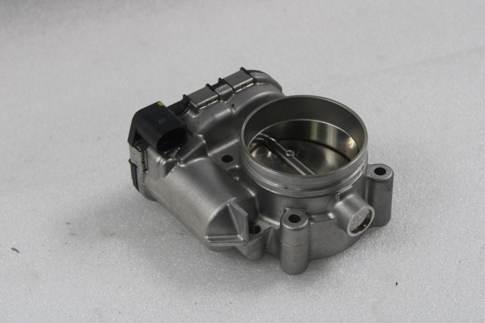 Ferrari California T, 488, Throttle Body Assembly, Used, P/N 329966