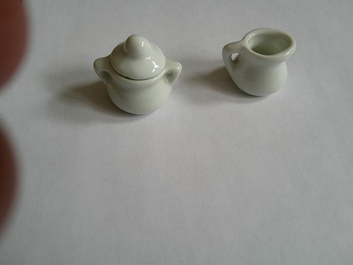 7 PC MINIATURE CERAMIC Wedding BELLS TEA SET Dollhouse Mini Pink Purple Bridal - Picture 11 of 16