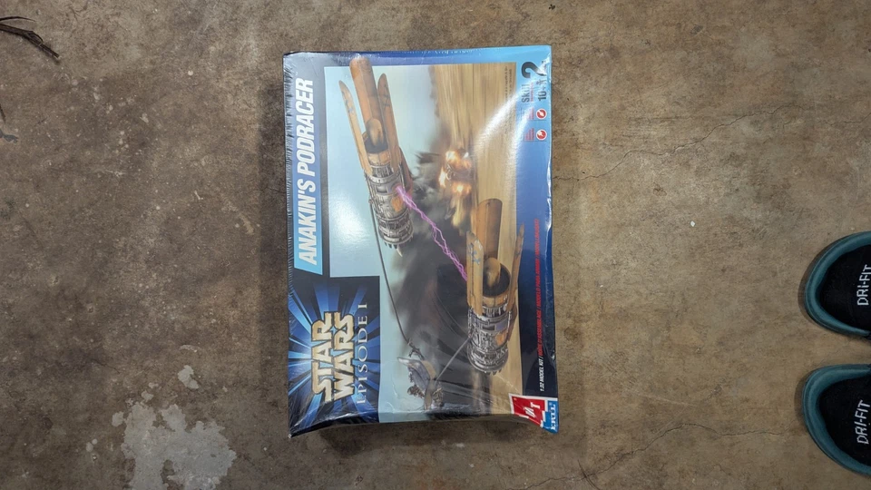1/32 AMT ERTL Star Wars Episode I Anakins Podracer Plastic Model Kit - New BNIB - Image 2 of 4