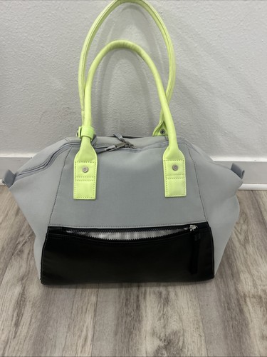 Lululemon Vinyasa to Vino Green Bag Used Some Wear On The Straps See Pics