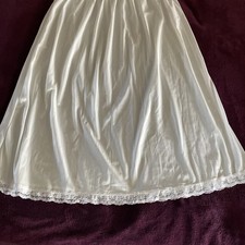 Vintage Velrose Ladies 31 White Half Slip Size 3X NOS Without Tags