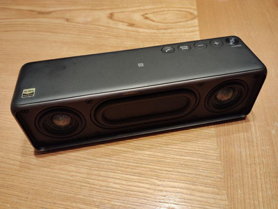 Sony H.ear Go SRS-HG1 Portable Bluetooth Speaker - Cinnabar Red