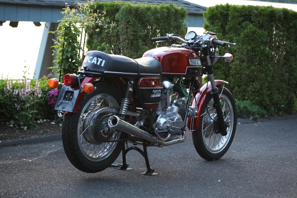 Ducati GT 1973 Foto 3 de 4