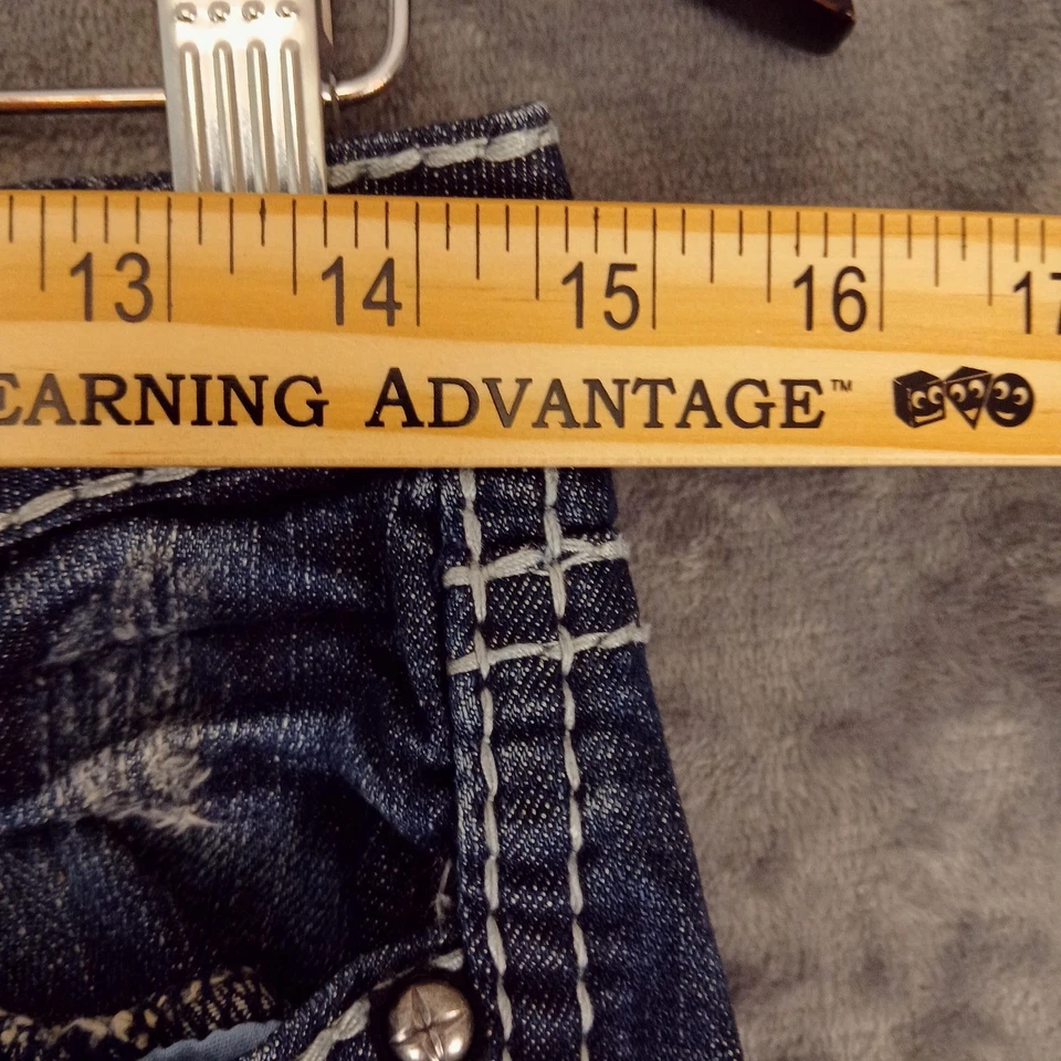 Pantalones de mezclilla antiguos con remaches W 28 azules desgastados bigotes corte bota estrás bolsillos Foto 4 de 4