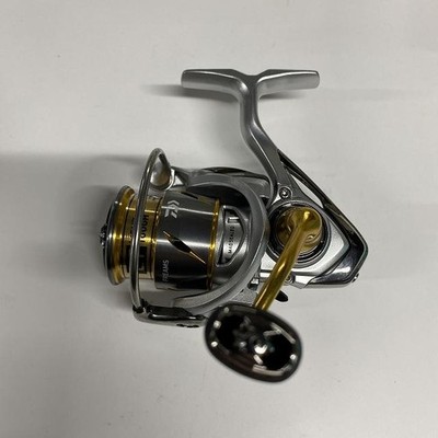 21 Daiwa Freams FC LT2000SXH Spinning Fishing Reel