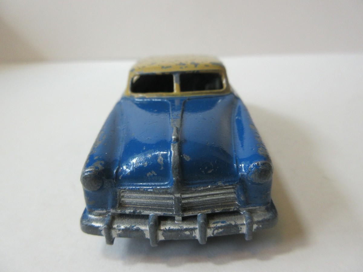 美品レア　DINKY TOYS HUDSON COMMODORE ミニカー 1940's Dinky Toys Hudson Commodore Four Door Sedan Car Blue