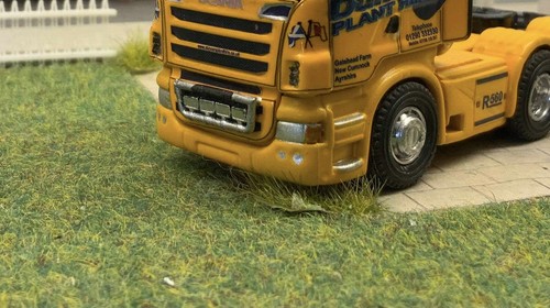 1:76 Scale Code 3 Bottom Light bars (Rectangular) 6pk suits Oxford - Picture 3 of 4