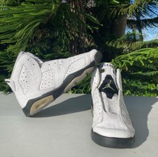 Jordan  6  Retro White  and  Black  Alligator  Shoes Boys Size:  7Y