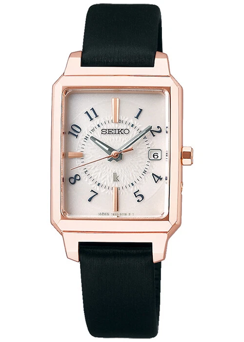 SEIKO LUKIA I Collection SSVW196 White Solar Leather Women's Watch New in Box