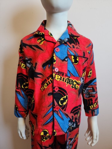 Batman Boys Dark Knight Red Printed Flannel Pyjama Set Size 6 Y2K Vintage 2004 - Picture 3 of 6