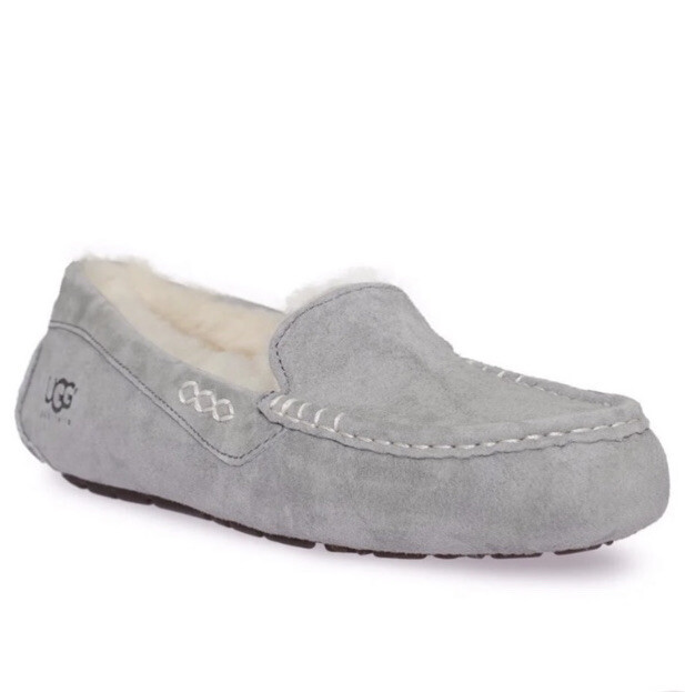 UGG Womens Ansley Gray Moccasin Slippers Size