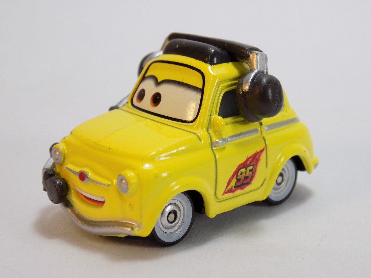 Disney Pixar Cars Race Team 95 Luigi Fiat with Headset Diecast