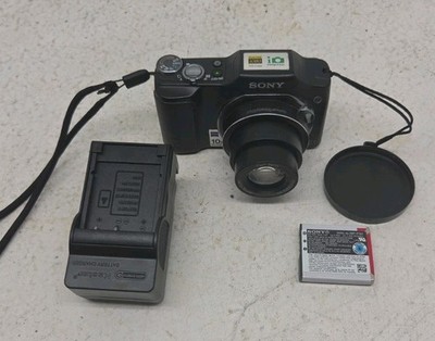 Sony Cyber-shot DSC-H20 10.1MP Black Compact Camera 10x Zoom W/2 Batteries & Cha