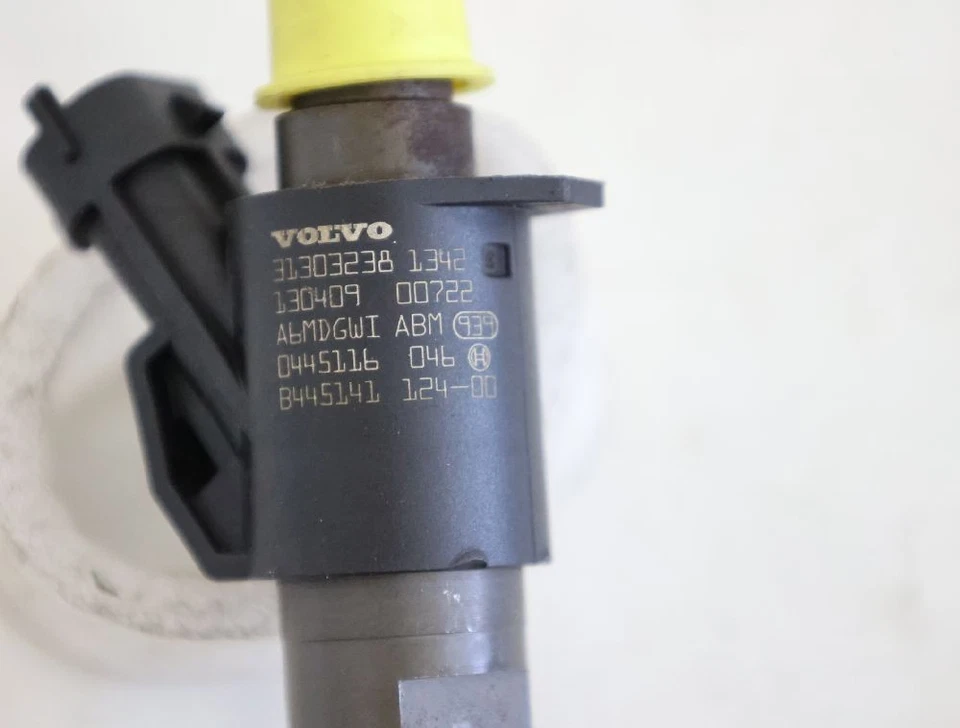 Ugello di iniezione (diesel) cilindro 3 Volvo V40 CROSS COUNTRY 526 2.0 89443 - Изображение 4 из 4