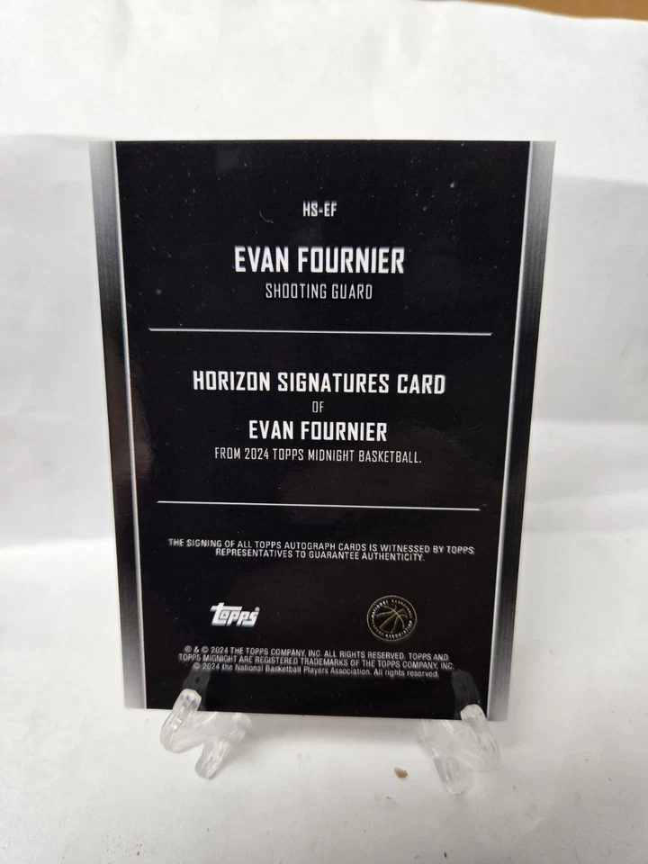 Baloncesto Medianoche Topps 2023-24 Evan Fournier Medianoche/5 Autógrafo HS-EF Foto 2 de 2