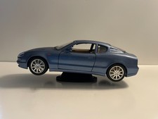 Burago 1998 Blue Maserati 3200 GT Diecast Model 1:18 with stand