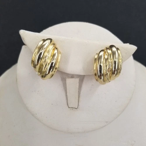 New ListingVintage Gold Knot Clip On Earrings Costume Jewelry Engraved 710