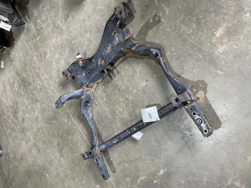 (SOLO RECOGIDA LOCAL) Crossmember/K-Frame delantero se adapta a 16 MAZDA CX-3 1802903 Foto 2 de 4